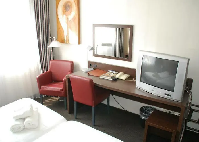 Otel Western 3*